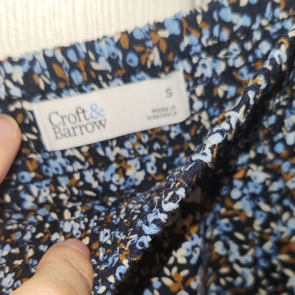 Croft & Barrow A-Line Skirt with Floral Pattern - Picture 3 of 3